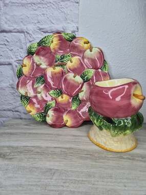 Vintage Ceramic Apple Wall Plate & Oil Burner Wax Warmer Set Cottagecore Kitchen